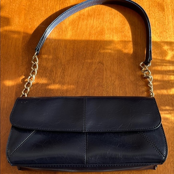 Liz Claiborne Handbags - Vintage Liz Claiborne Navy Blue Small Purse